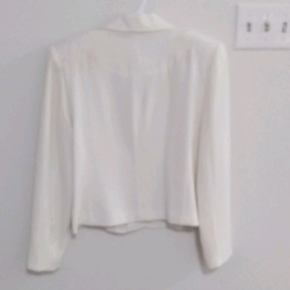 Ballessa Cream jacket. - Picture 3 of 3